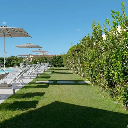 Delle Rose Horses Club 3*