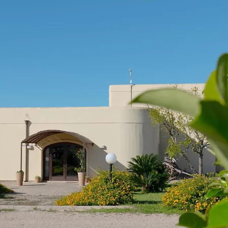 Delle Rose Horses Club 3*